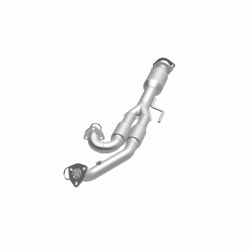 MagnaFlow Nissan OEM Grade Federal / EPA Compliant Direct-Fit Catalytic Converter 49710 360 Degree Image Set