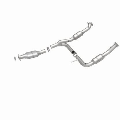 MagnaFlow HM Grade Federal / EPA Compliant Direct-Fit Catalytic Converter 93108 360 Degree Image Set