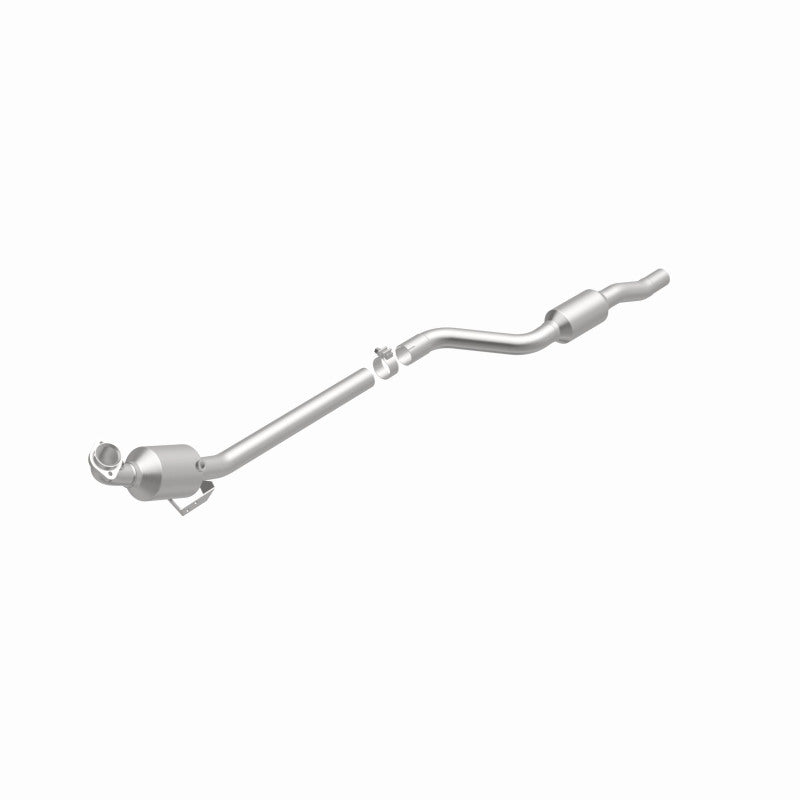 MagnaFlow Mercedes-Benz GLK350 OEM Grade Federal / EPA Compliant Direct-Fit Catalytic Converter 21-440 360 Degree Image Set