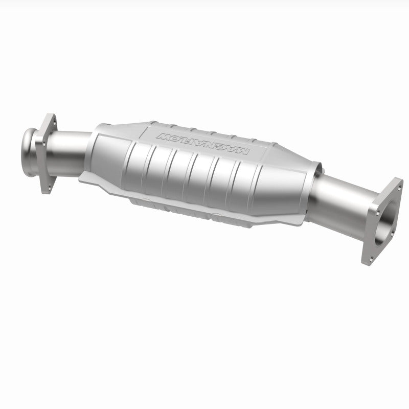 MagnaFlow Standard Grade Federal / EPA Compliant Direct-Fit Catalytic Converter 23425 360 Degree Image Set