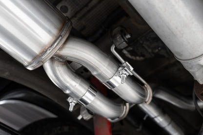 MBRP 19-21 Chevy Silverado 1500 6.2L 2.5in Dual Split Rear Cat Back w/ Quad Carbon Fiber Tips- T304 S50053CF S50053CF Photo - Close Up