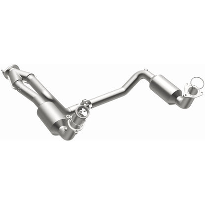 Magnaflow 04-06 Chevrolet Silverado 1500 5.3L Direct Fit Catalytic Converter 4651097 4651097 Photo - out of package