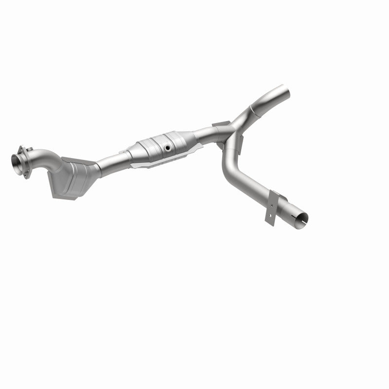 MagnaFlow Ford OEM Grade Federal / EPA Compliant Direct-Fit Catalytic Converter 51839 360 Degree Image Set