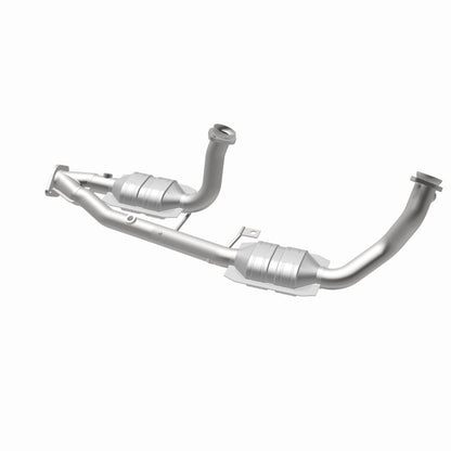 MagnaFlow Ford Windstar California Grade CARB Compliant Direct-Fit Catalytic Converter 4451381 360 Degree Image Set