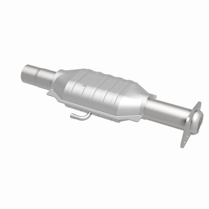 MagnaFlow Standard Grade Federal / EPA Compliant Direct-Fit Catalytic Converter 93456 360 Degree Image Set