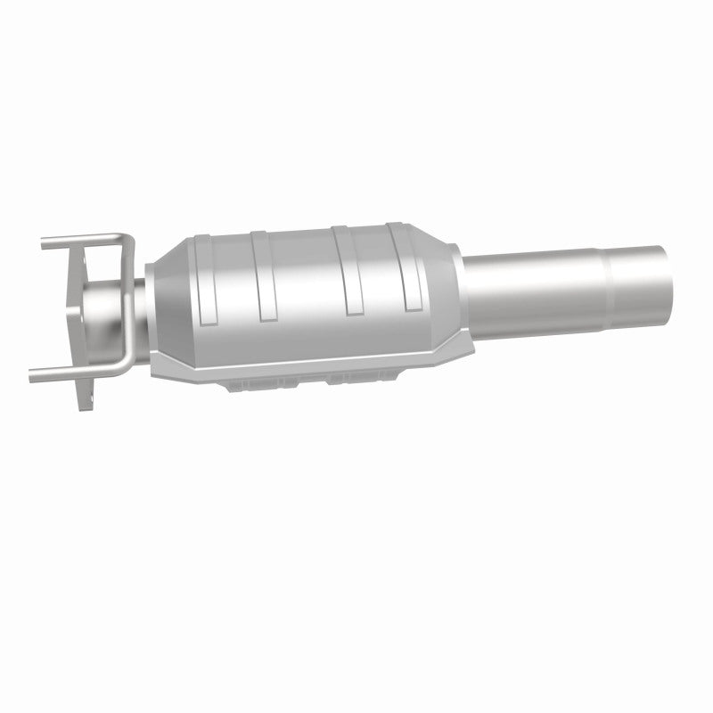 MagnaFlow Saturn Standard Grade Federal / EPA Compliant Direct-Fit Catalytic Converter 23448 360 Degree Image Set