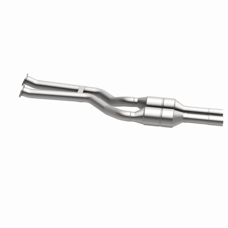 MagnaFlow BMW HM Grade Federal / EPA Compliant Direct-Fit Catalytic Converter 24510 360 Degree Image Set