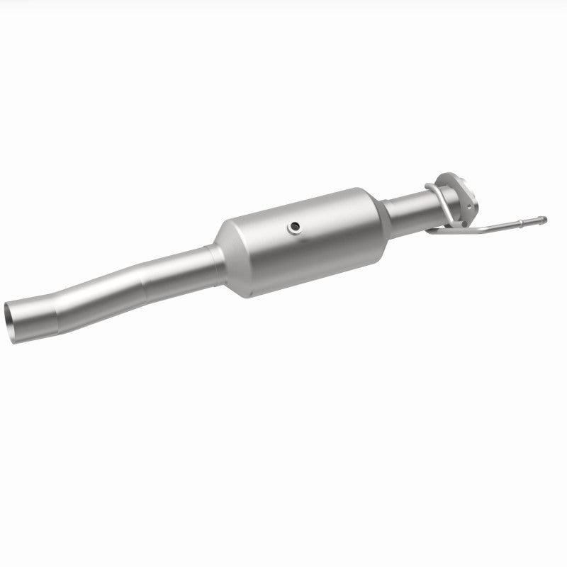 Magnaflow 18-19 Ford F-450 Super Duty V10 6.8L Underbody Direct Fit Catalytic Converter 280439 280439 360 Degree Image Set
