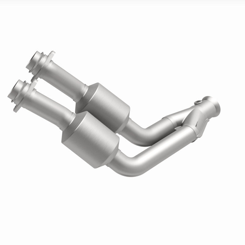 MagnaFlow Jaguar HM Grade Federal / EPA Compliant Direct-Fit Catalytic Converter 24226 360 Degree Image Set