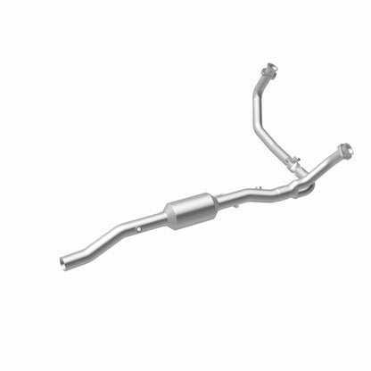 MagnaFlow Dodge Durango California Grade CARB Compliant Direct-Fit Catalytic Converter 4451280 360 Degree Image Set
