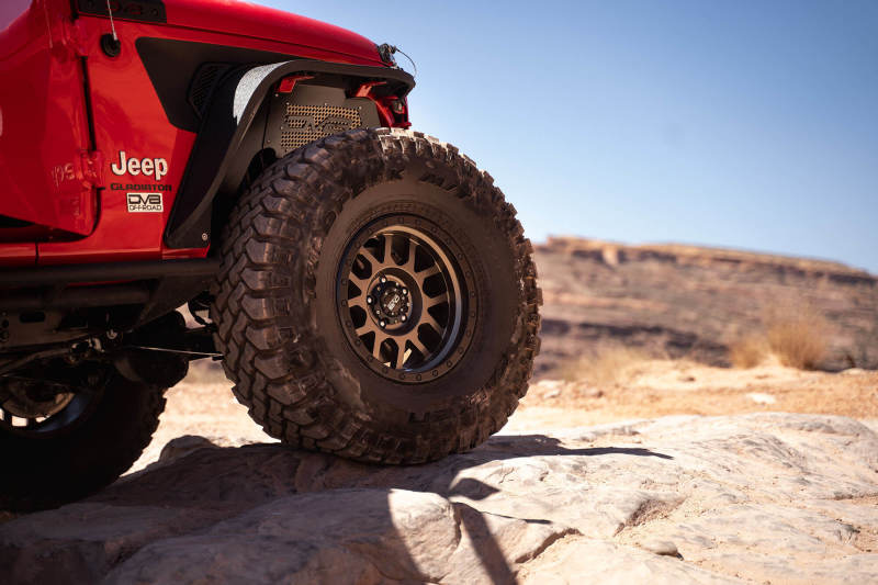 DV8 Offroad 2018+ Jeep Wrangler JL Front Inner Fenders - Black INFEND-03FB INFEND-03FB Photo - Mounted