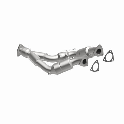 MagnaFlow OEM Grade Federal / EPA Compliant Direct-Fit Catalytic Converter 51499 360 Degree Image Set