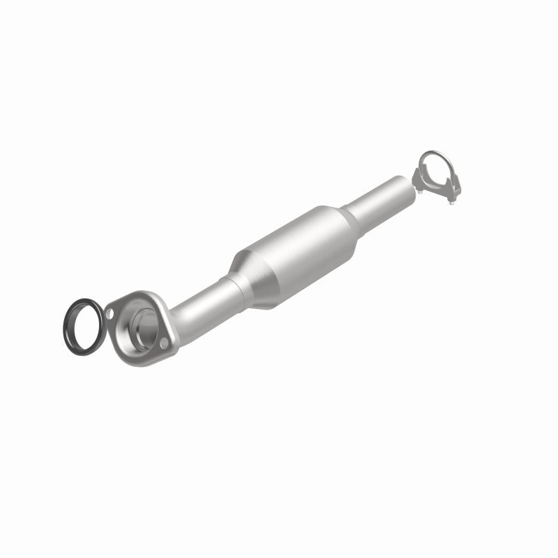 MagnaFlow Mitsubishi Endeavor OEM Grade Federal / EPA Compliant Direct-Fit Catalytic Converter 51449 360 Degree Image Set