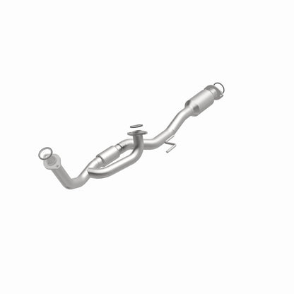 MagnaFlow Toyota California Grade CARB Compliant Direct-Fit Catalytic Converter 4481880 360 Degree Image Set