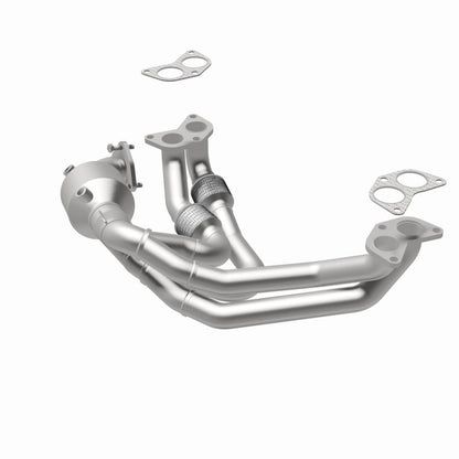 MagnaFlow Subaru OEM Grade Federal / EPA Compliant Manifold Catalytic Converter 52587 360 Degree Image Set