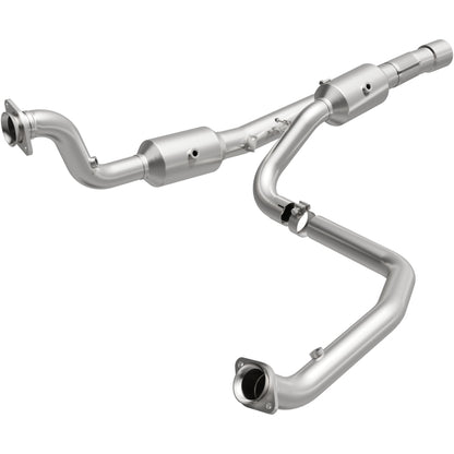 Magnaflow 14-18 2500 V8 6.4 OEM Underbody Direct Fit Converter 21-513 21-513 Photo - Primary
