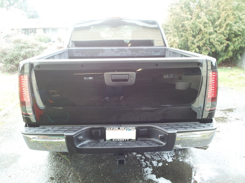 Spyder GMC Sierra 07-13 (Not 3500 Dually 4 Rear Wheels)LED Tail Lights Red Clear ALT-YD-GS07-LED-RC 5014955 5014955 User 1
