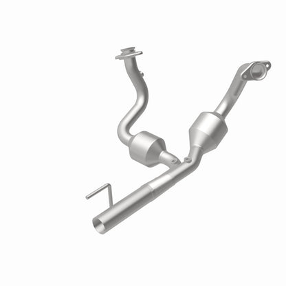 MagnaFlow Jeep Grand Cherokee HM Grade Federal / EPA Compliant Direct-Fit Catalytic Converter 23067 360 Degree Image Set