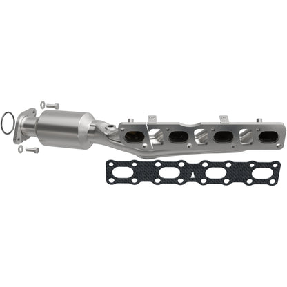 Magnaflow 05-06 Nissan Titan 5.6L Direct Fit Converter 5582380 5582380 Photo - Primary