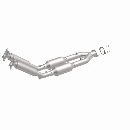 MagnaFlow Volvo S80 California Grade CARB Compliant Direct-Fit Catalytic Converter 4481156 360 Degree Image Set