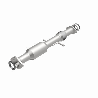 MagnaFlow Lexus RX350 OEM Grade Federal / EPA Compliant Direct-Fit Catalytic Converter 21-096 360 Degree Image Set