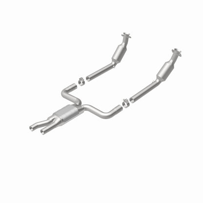 MagnaFlow California Grade CARB Compliant Direct-Fit Catalytic Converter 4561082 360 Degree Image Set