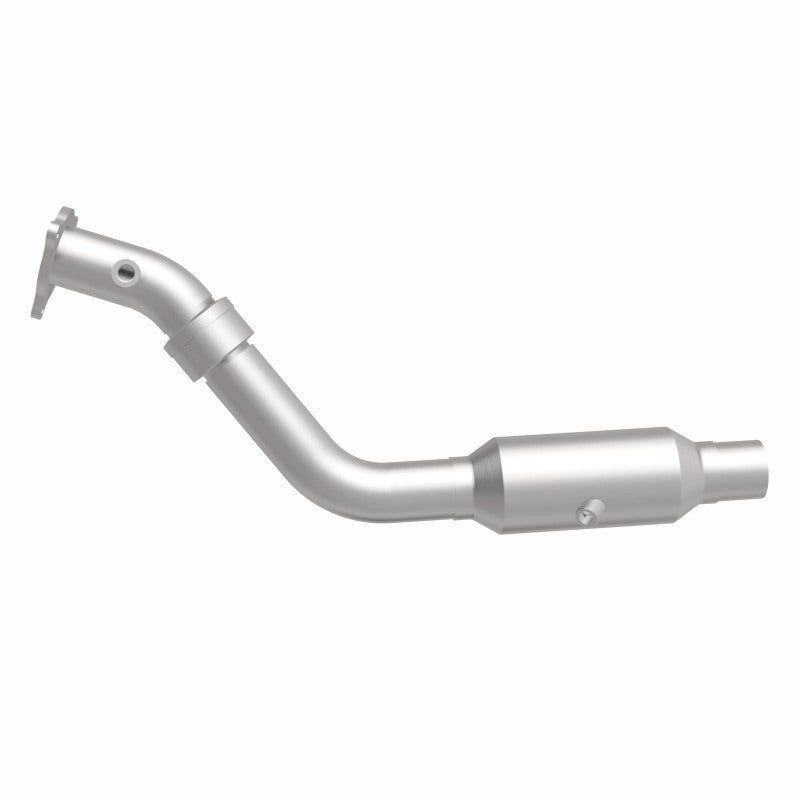 MagnaFlow Chrysler Pacifica California Grade CARB Compliant Direct-Fit Catalytic Converter 4551018 360 Degree Image Set