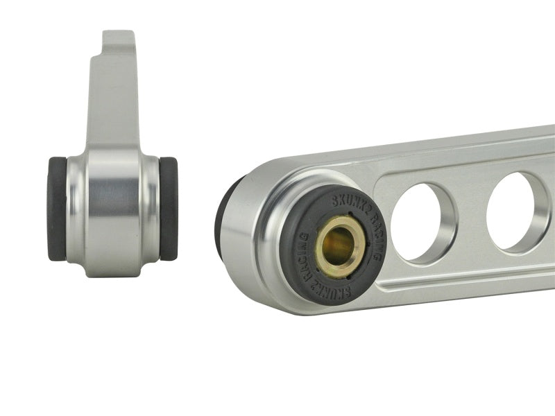 Skunk2 Pro Series Rear Lower Control Arms 02-06 Honda Element/02-06 Acura RSX 542-05-0205 Photo - Unmounted