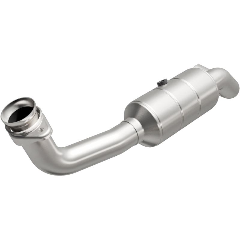 MagnaFlow OEM Grade Federal / EPA Compliant Direct-Fit Catalytic Converter 49694 Photo - Primary
