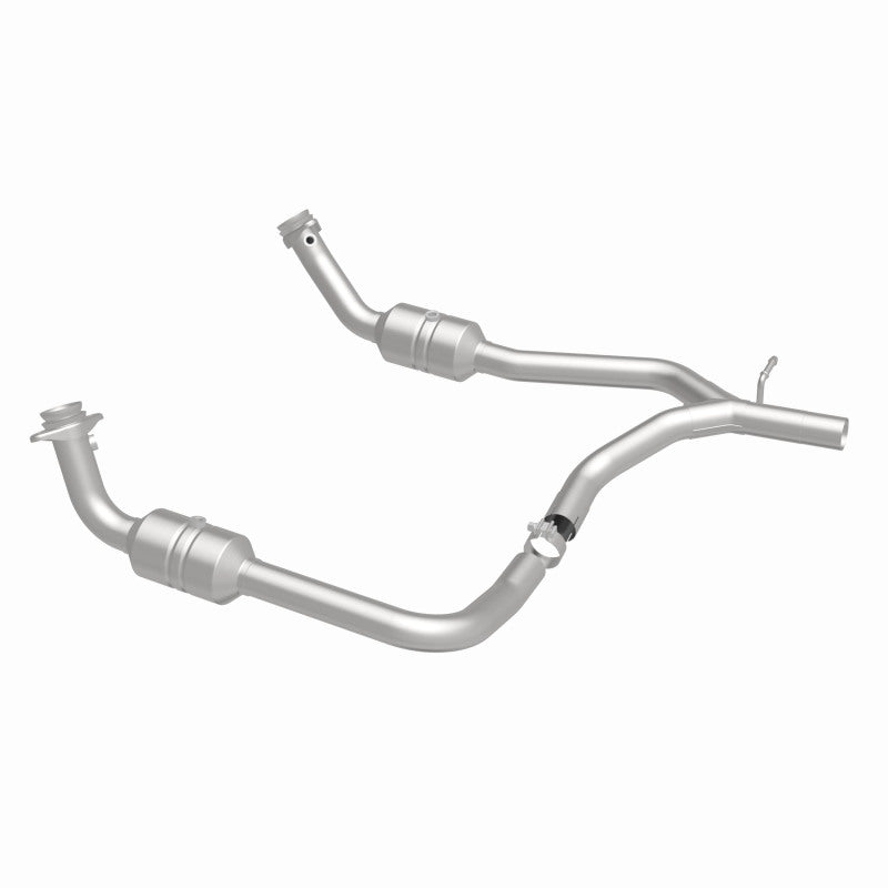 MagnaFlow Ford OEM Grade Federal / EPA Compliant Direct-Fit Catalytic Converter 52153 360 Degree Image Set