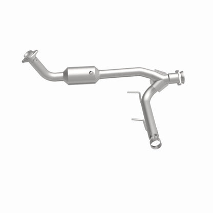 MagnaFlow Lincoln Navigator OEM Grade Federal / EPA Compliant Direct-Fit Catalytic Converter 52508 360 Degree Image Set