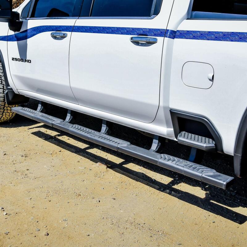 Westin 2020 Chevy Silverado 2500 Crew Cab (6.5ft Bed) R5 M-Series XD W2W Nerf Bars - Textured Black 28-5234765 28-5234765 Photo - Mounted