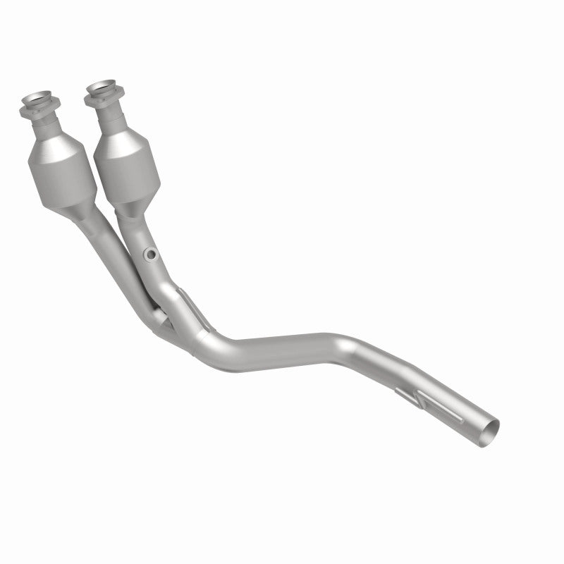 MagnaFlow Jeep Cherokee HM Grade Federal / EPA Compliant Direct-Fit Catalytic Converter 24997 360 Degree Image Set