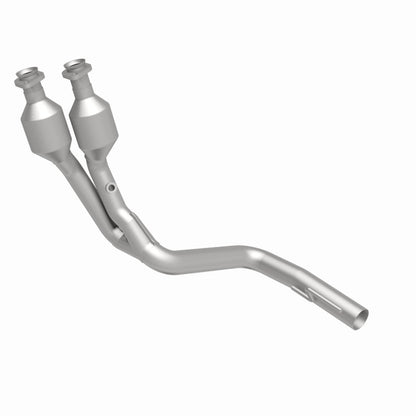 MagnaFlow Jeep Cherokee HM Grade Federal / EPA Compliant Direct-Fit Catalytic Converter 24997 360 Degree Image Set