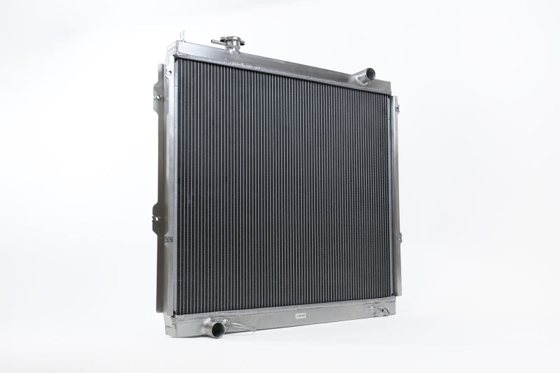 CSF 95-04 Toyota Tacoma (2.7/3.4L) Heavy Duty All-Aluminum Radiator 7212 7212 Photo - out of package