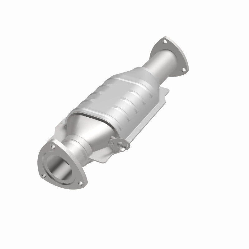 MagnaFlow Toyota Land Cruiser Standard Grade Federal / EPA Compliant Direct-Fit Catalytic Converter 23894 360 Degree Image Set