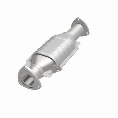 MagnaFlow Toyota Land Cruiser Standard Grade Federal / EPA Compliant Direct-Fit Catalytic Converter 23894 360 Degree Image Set