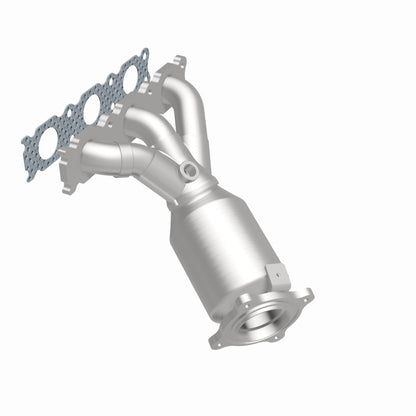 MagnaFlow Land Rover LR2 OEM Grade Federal / EPA Compliant Manifold Catalytic Converter 52167 360 Degree Image Set