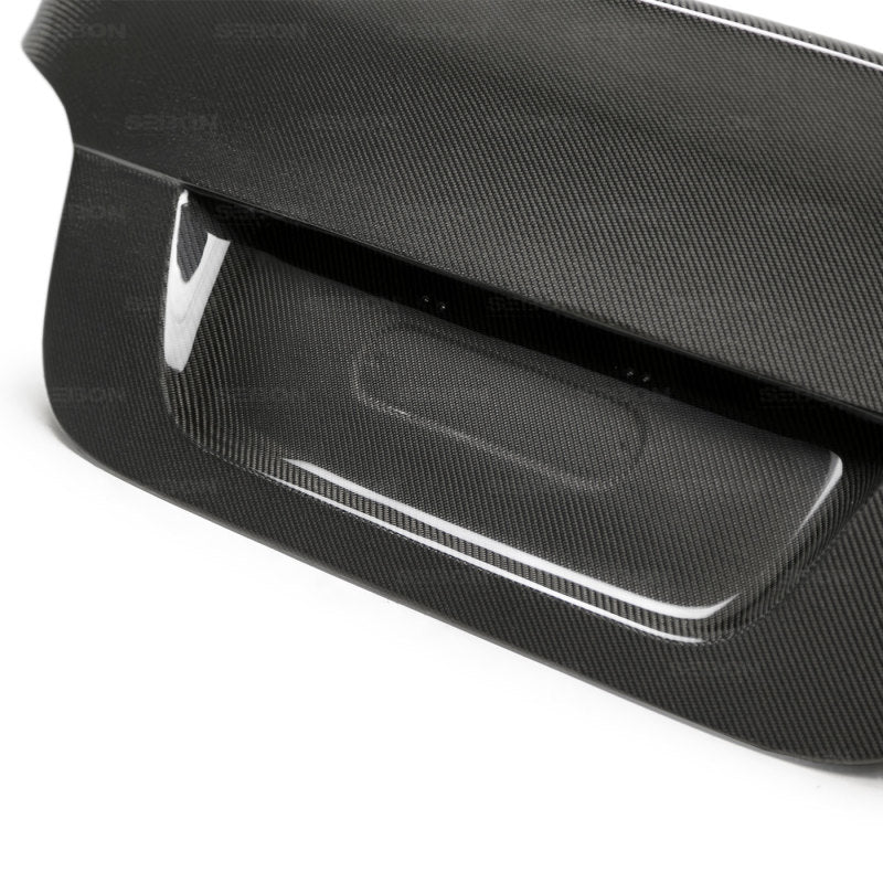 Seibon CSL Carbon Fiber Trunk/Hatch Bmw 5 Series (E60) 2004-2010 TL0407BMWE60-C User 3