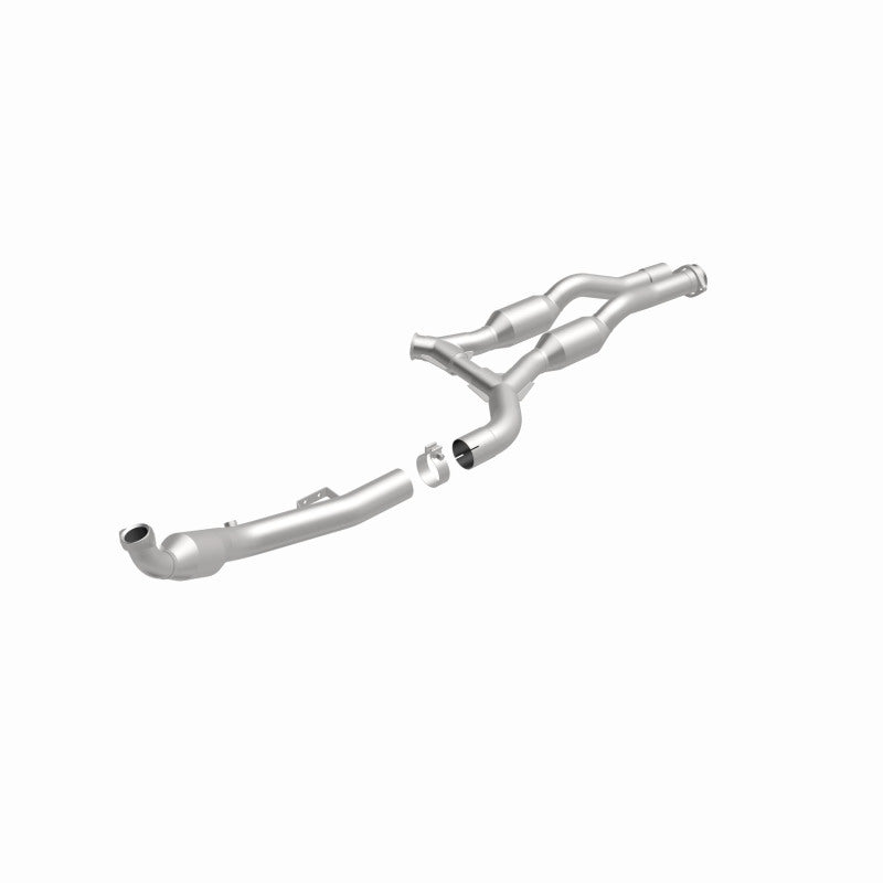 MagnaFlow Mercedes-Benz HM Grade Federal / EPA Compliant Direct-Fit Catalytic Converter 24334 360 Degree Image Set