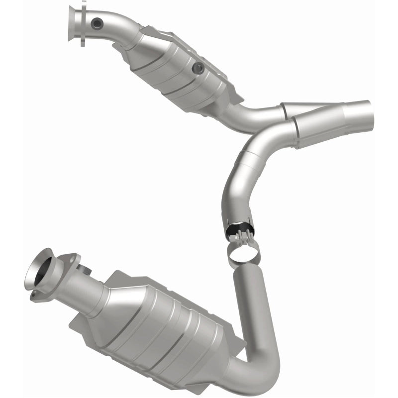 MagnaFlow California Grade CARB Compliant Direct-Fit Catalytic Converter 5551664 Photo - out of package