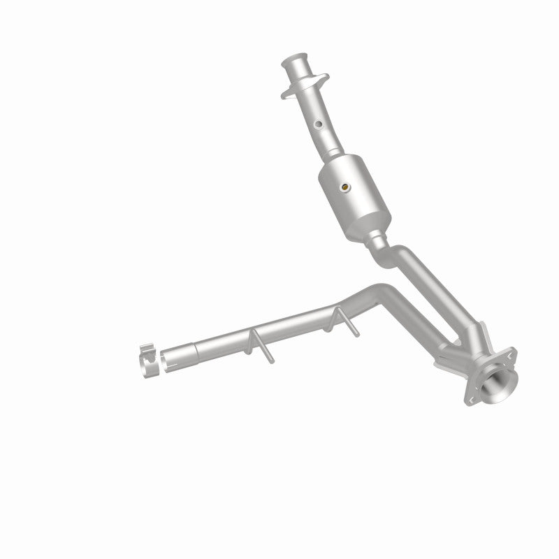 Magnaflow 18-20 Ford F-150 V6 3.3L Right Underbody Direct-Fit Catalytic Converter 280224 280224 360 Degree Image Set