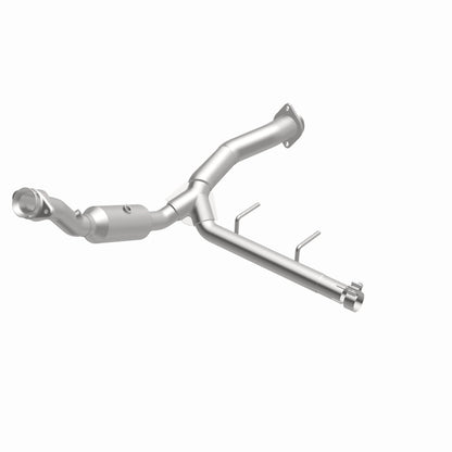 Magnaflow 15-17 Ford F-150 3.5L Direct Fit Converter 5551469 5551469 360 Degree Image Set