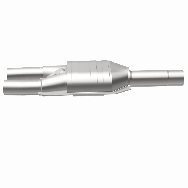 MagnaFlow HM Grade Federal / EPA Compliant Direct-Fit Catalytic Converter 23286 360 Degree Image Set
