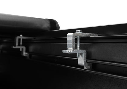 Truxedo TruXport 16-19 Toyota Tacoma 5' Bed 256001 Photo - Close Up