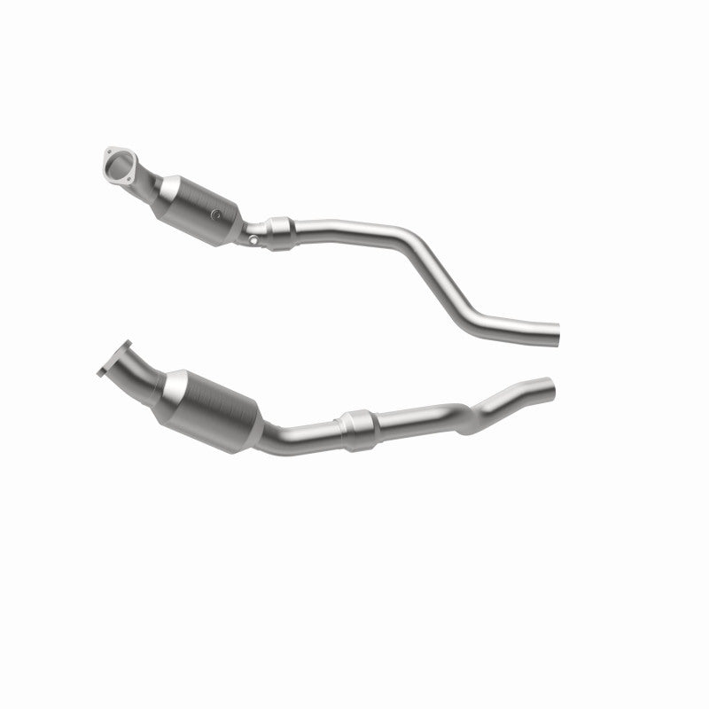MagnaFlow Standard Grade Federal / EPA Compliant Direct-Fit Catalytic Converter 16421 360 Degree Image Set