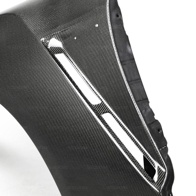 Seibon 09-10 Nissan GT-R R35 Style Carbon Fiber Fenders FF0910NSGTR-OE Photo - Primary