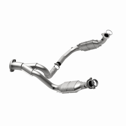 MagnaFlow OEM Grade Federal / EPA Compliant Direct-Fit Catalytic Converter 49631 360 Degree Image Set