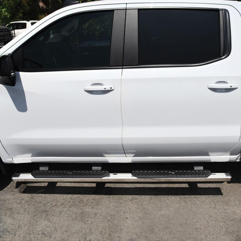 Westin R5 Nerf Step Bars 28-51270 Photo - Mounted