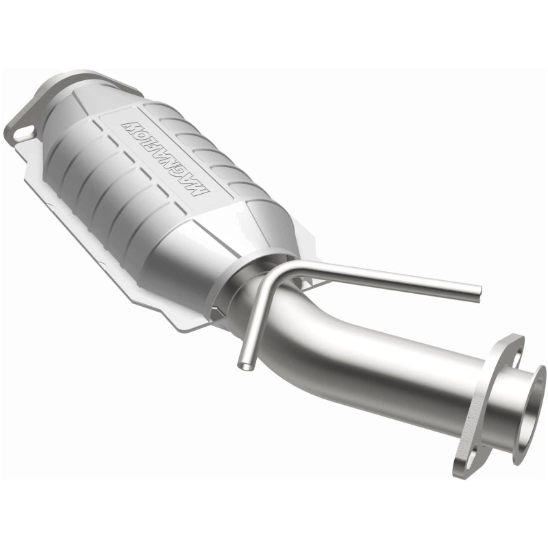MagnaFlow Standard Grade Federal / EPA Compliant Direct-Fit Catalytic Converter 23365 Photo - out of package
